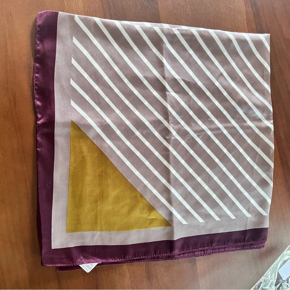NWT Striped Mauve neck/handbag:hair scarf